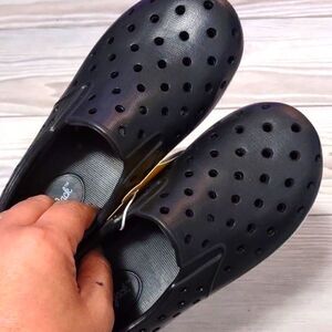 (77-1871) 🔥3/$20🔥  Cat & Jack Toddler Jese Size 9